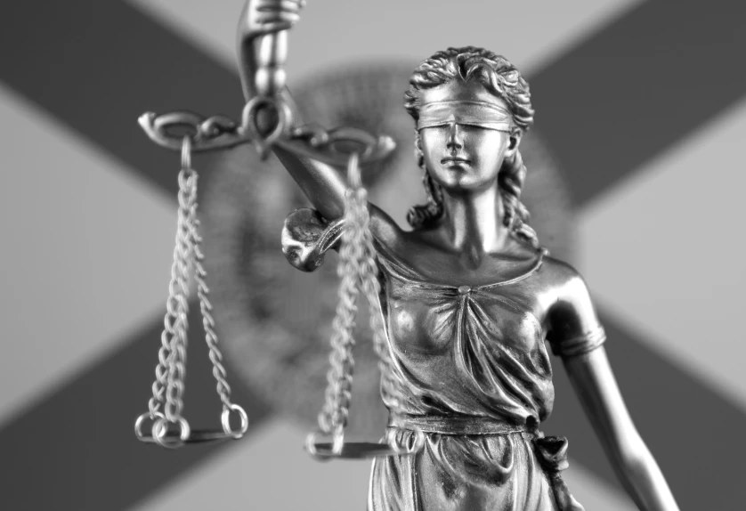 8 Best Marketing Agencies for Lawyers in Florida in 2026 (+ What to Ask)